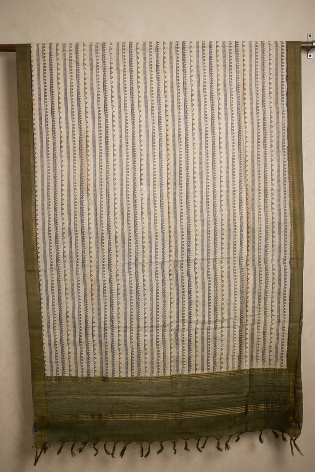 Beige and Green Printed Tussar Silk Saree with a Contrast Border. – Saree Display