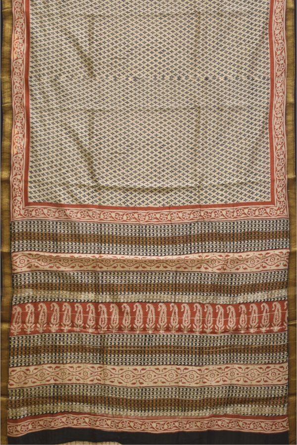 Beige and Maroon Maheshwari Silk Cotton Saree K0195032010 3 Full Saree