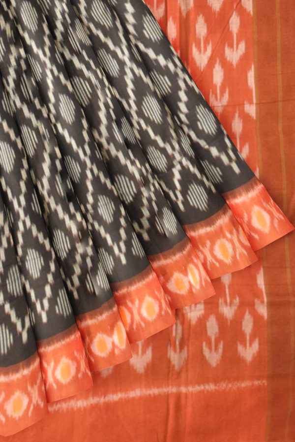 Black and Red Double Ikat Cotton Saree K0183163330 4 Pleats and Pallu