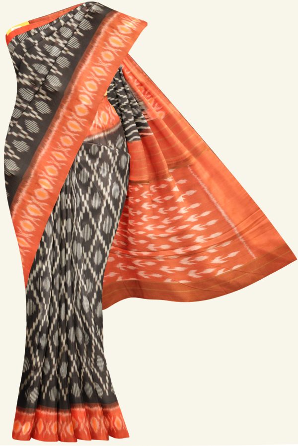 Black and Red Double Ikat Cotton Saree K0183163330 5 Saree