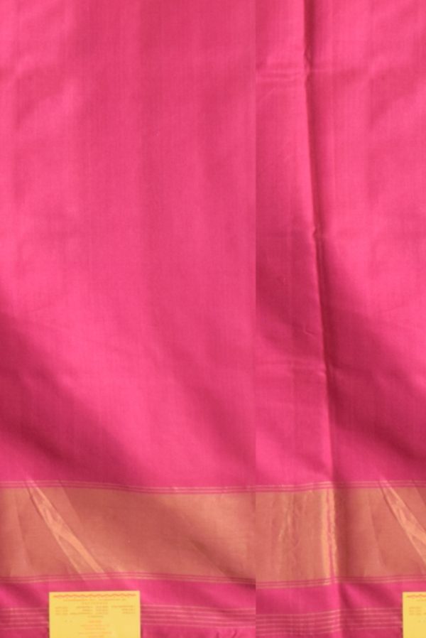 Green and Pink Handloom Patola Silk Saree I0473020201 2 Blouse