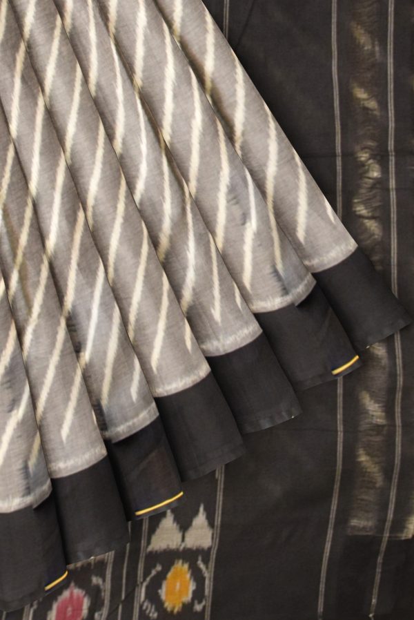 Grey and Black Handloom Ikat Cotton Saree K0183163306 4 Pleats and Pallu