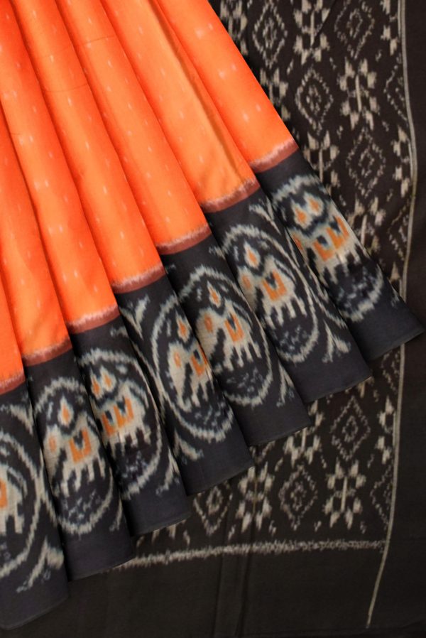 Orange and Black Ikat Handloom Cotton Saree K0183163320 4 Pleats and Pallu