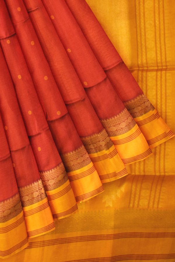 Red Silk Cotton Handloom Saree K0212021007 4 Pleats and Pallu